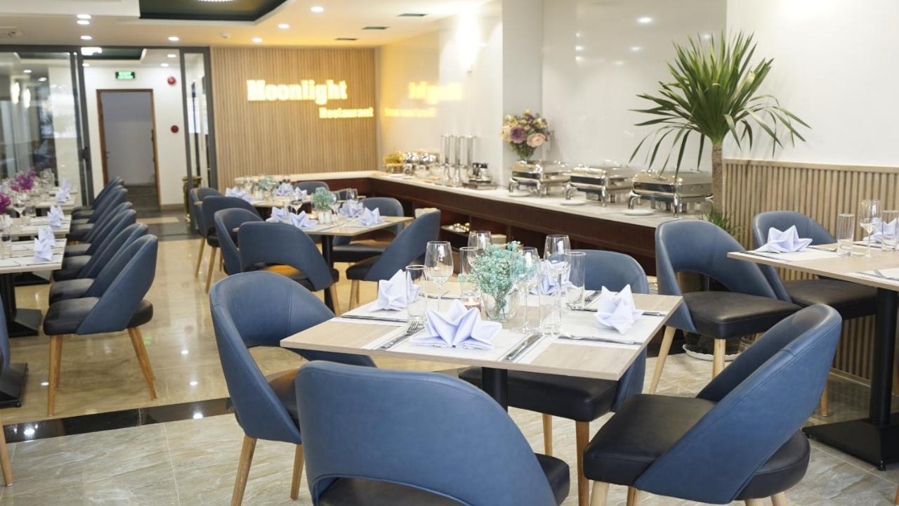 Moonlight Hotel 4*